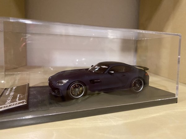 Mercedes AMG GT-R - Leather Matt Blau Metallic