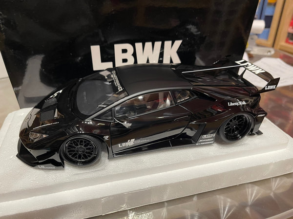 LB Silhouette Lamborghini Huracan GT - Black